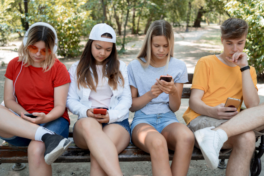 Adolescentes y pantallas